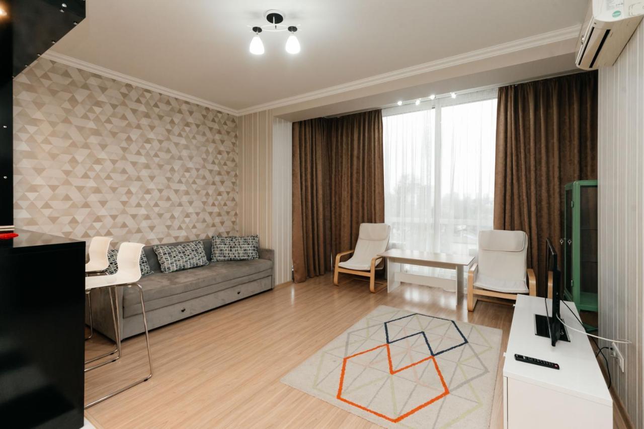City Center Lev Tolstoi Residence 키시나우 외부 사진